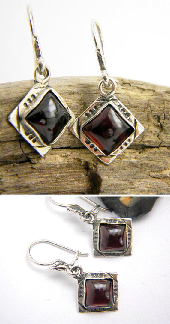 Garnet square earrings