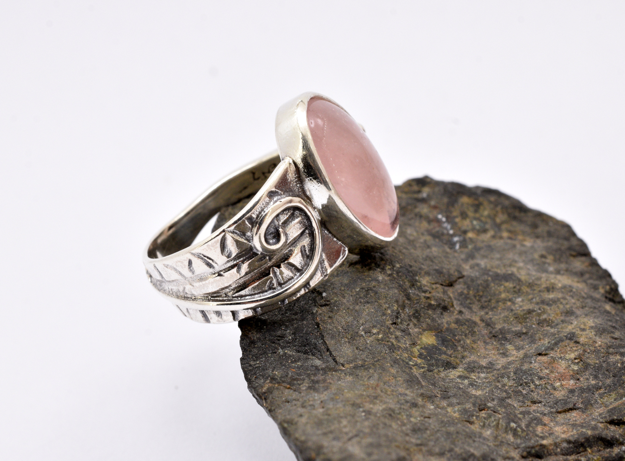 rose quartz ring sterling silver oval pink gemstone rose quartz ring sterling silver oval pink gemstone