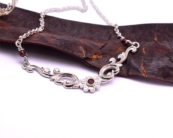 garnet necklace 1 Handmade silver floral necklace with garnet gemstone